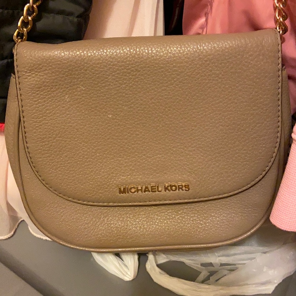 Michael Kors crossbody purse